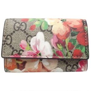 Gucci GG Blooms Supreme Flower Print 6 Keyholder.